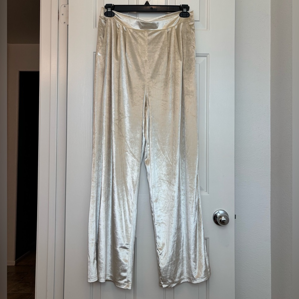NWT-Christian Lacroix Shimmering Lined Cream Pants